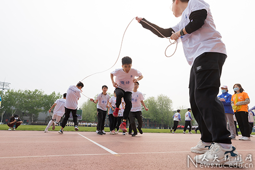 跳绳比赛.jpg